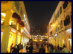 View towards Larog do Senado and the City Hall.